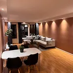 3-Bedroom Apt For 7,Two Baths, Oslo Central