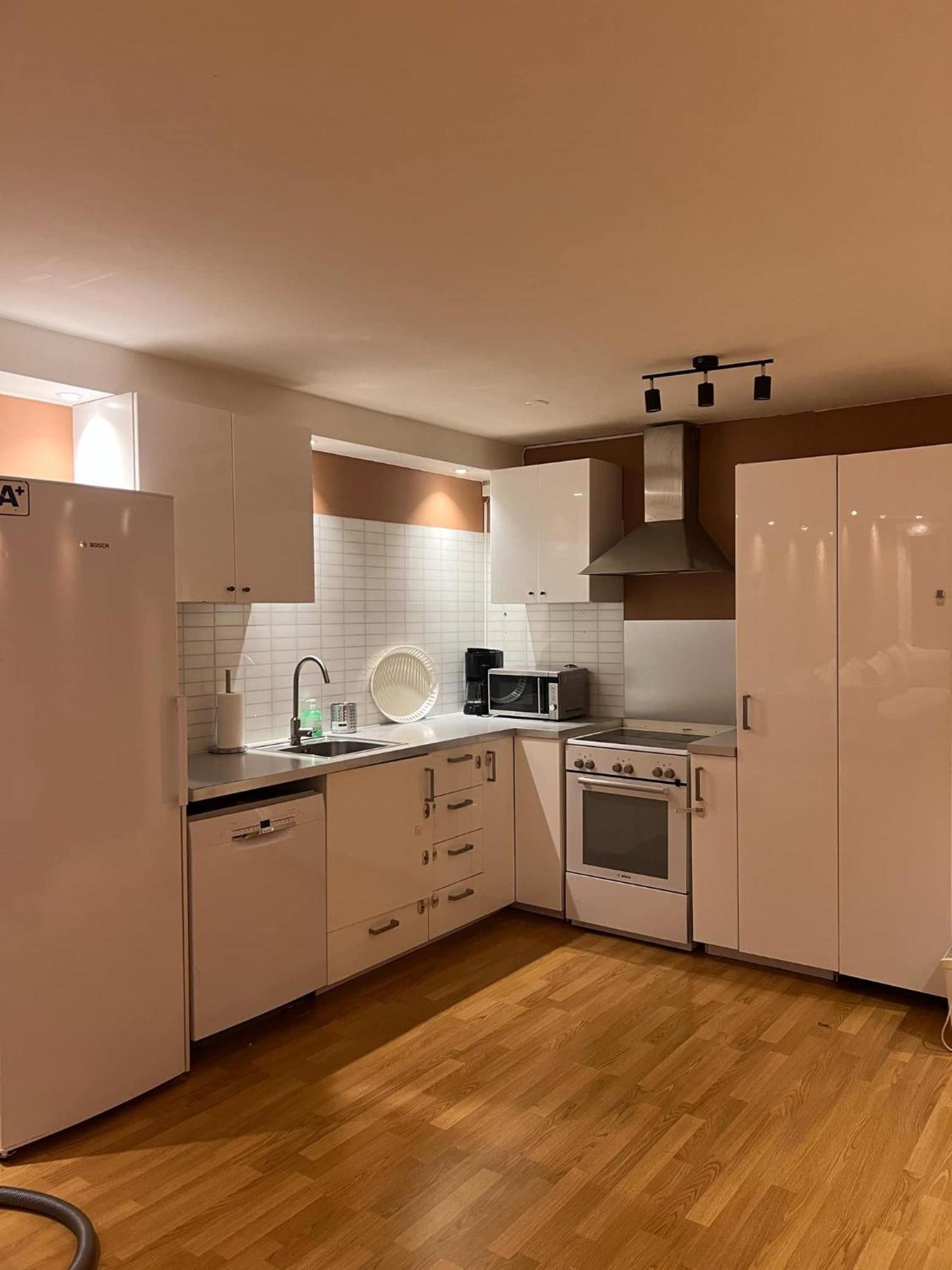 3-bedroom For 7,two Baths, * Oslo