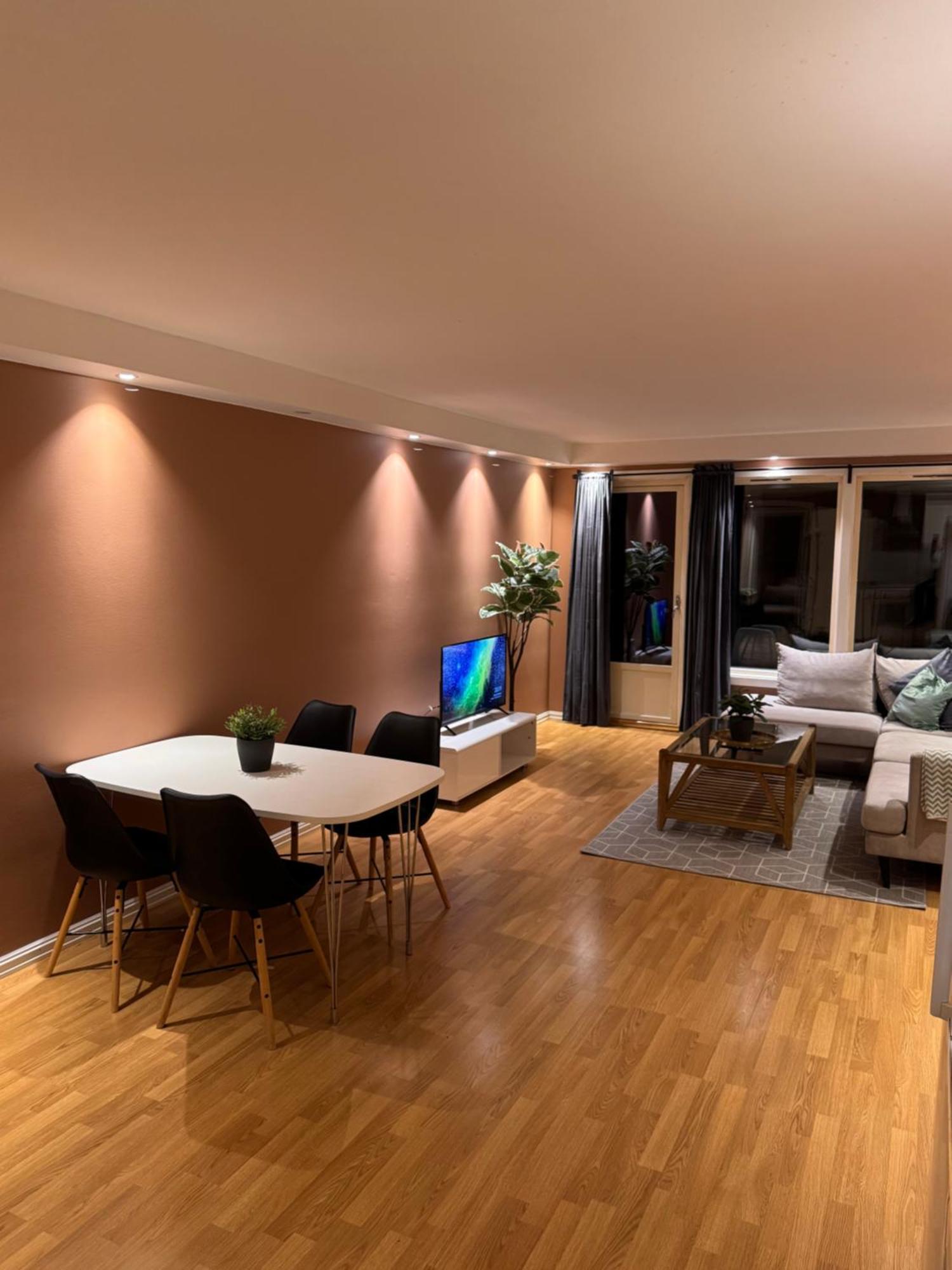 Leilighet 3-bedroom For 7,two Baths, Oslo